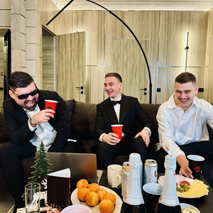 Burnv60 - На Рубашках ft Матай & Dvorets Truda